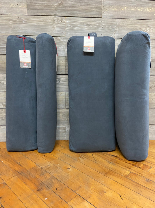 Manduka bolster